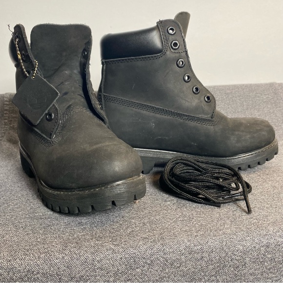 Timberland Womans Boots Ladies Sz US 7 & UK 5M Woman's Ankle Leather Lace Up - Picture 15 of 15